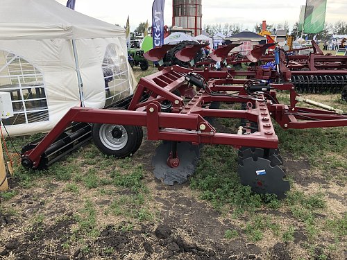 Борона дисковая прицепная БДП 4х2 (дискатор) с пластинчатым катком