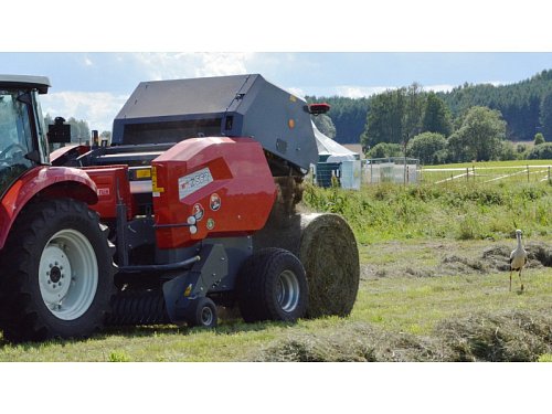 Пресс-подборщик Z562