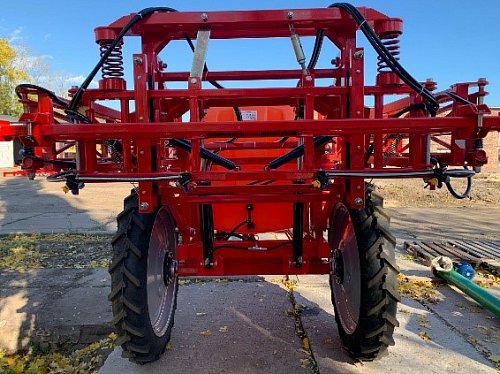 Опрыскиватель прицепной ОП-24-3000