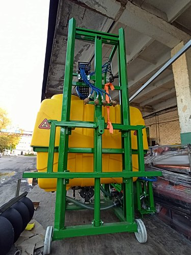 Опрыскиватель навесной HIGH STANDARD 1000 (BADILLI)